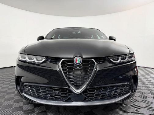 Alfa Black 2024 Alfa Romeo Tonale Ti EAWD