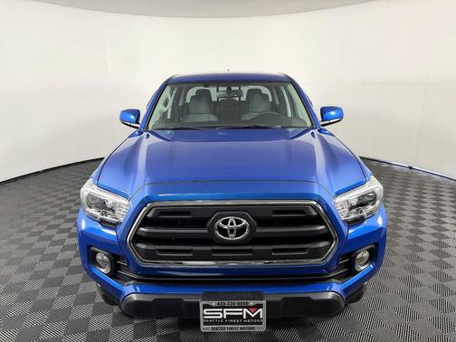 Blazing Blue Pearl 2017 Toyota Tacoma SR5