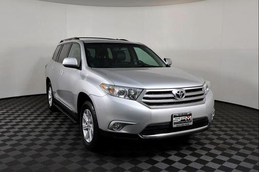 2011 Toyota Highlander SE