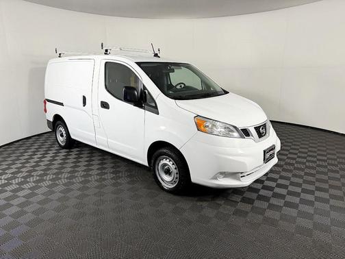Fresh Powder 2020 Nissan NV200 S