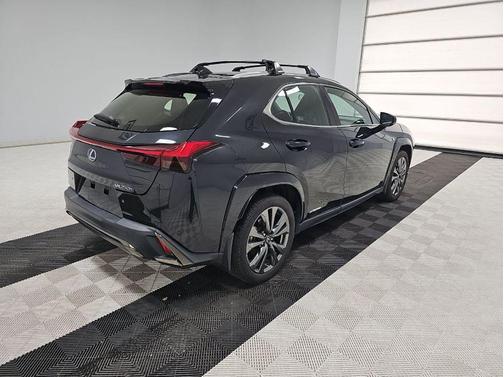 Caviar 2022 Lexus UX 250h F Sport