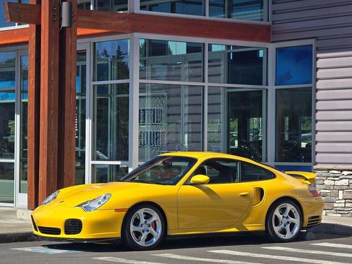 2003 Porsche 911 F685908