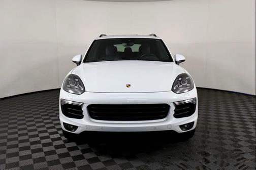 2017 Porsche Cayenne Platinum Edition