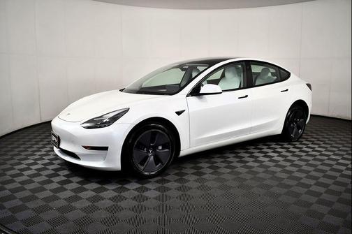 2023 Tesla Model 3 Standard Range