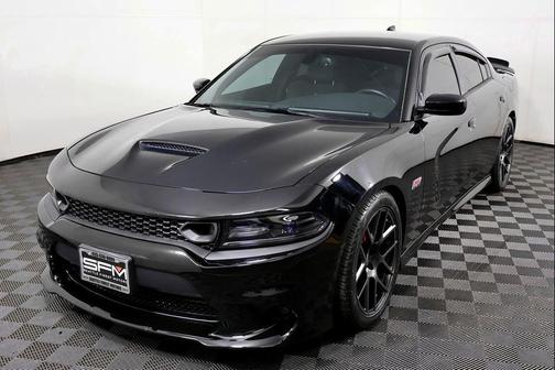 2016 Dodge Charger R/T Scat Pack