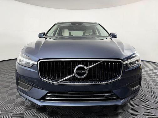 Denim Blue Metallic 2021 Volvo XC60 T5 Momentum