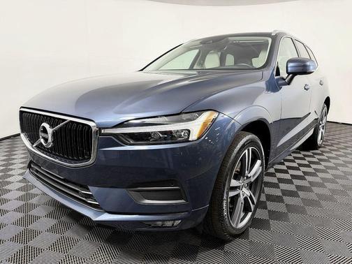Denim Blue Metallic 2021 Volvo XC60 T5 Momentum