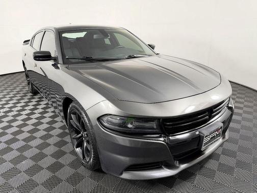 Granite Pearlcoat 2017 Dodge Charger R/T