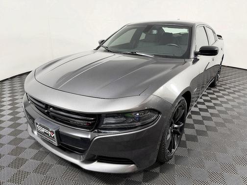 Granite Pearlcoat 2017 Dodge Charger R/T