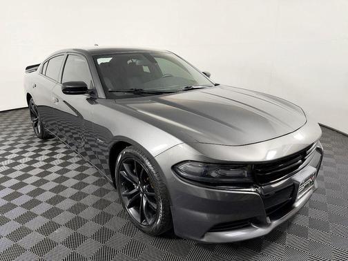 Granite Pearlcoat 2017 Dodge Charger R/T