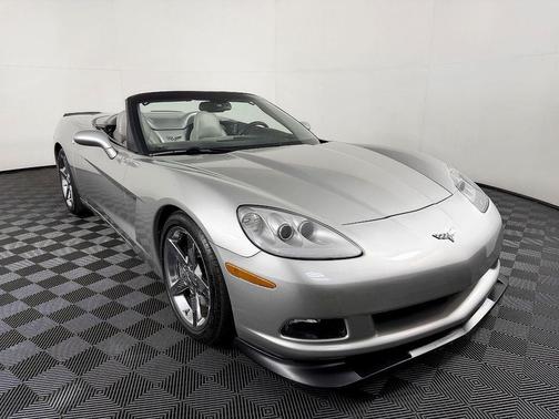Machine Silver Metallic 2006 Chevrolet Corvette Base