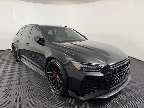 Black 2023 Audi RS 6 Avant 4.0T
