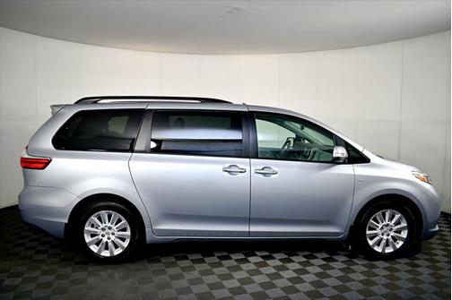 2016 Toyota Sienna Limited