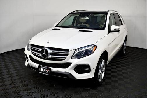 2016 Mercedes-Benz GLE-Class GLE 300d 4MATIC