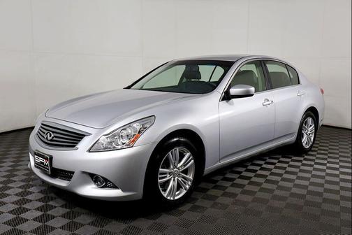 2013 INFINITI G37x Base