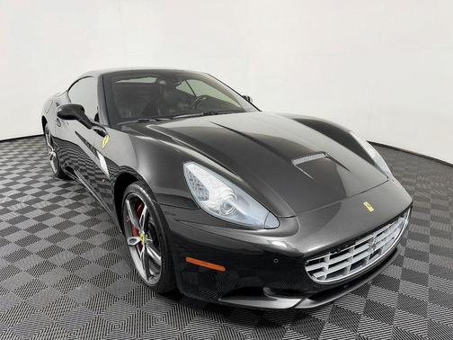 Black 2014 Ferrari California Base