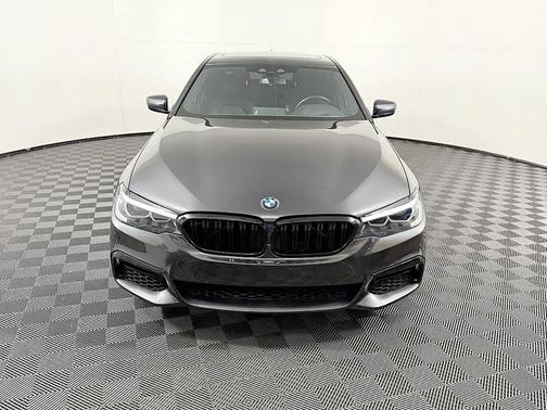 2019 BMW 540 540i