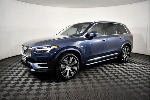 2022 Volvo XC90 T6 Inscription