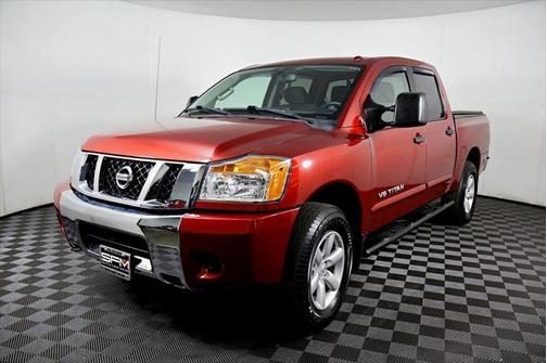 2015 Nissan Titan SV