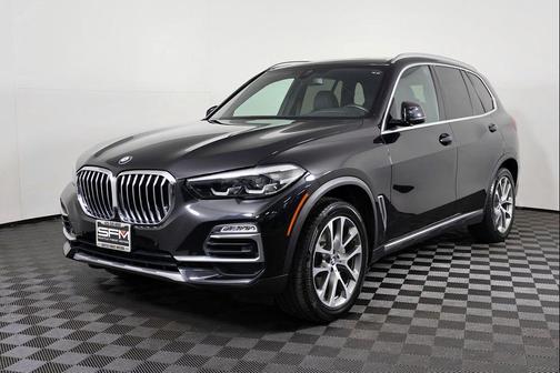 Black Sapphire Metallic 2019 BMW X5 xDrive40i