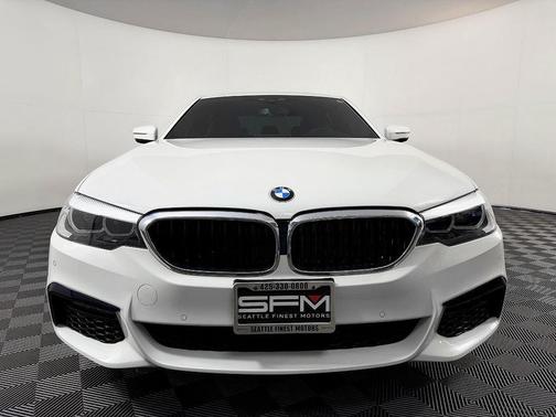 White 2019 BMW 540 540i