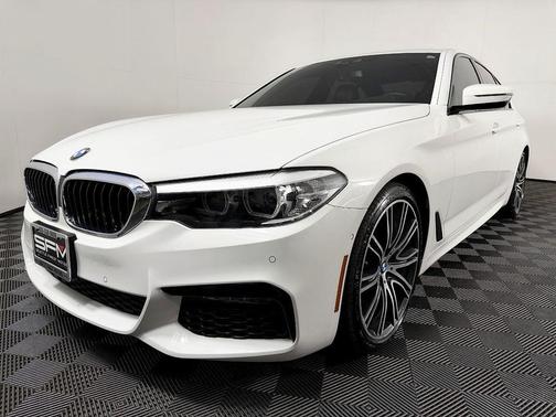 White 2019 BMW 540 540i