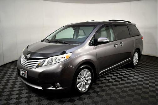 2014 Toyota Sienna XLE
