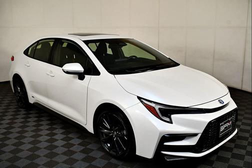 2023 Toyota Corolla Hybrid SE Infrared