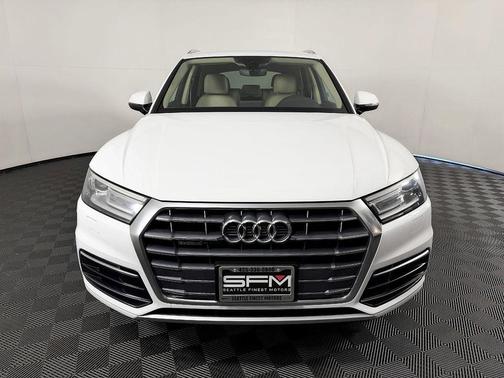 2019 Audi Q5 45 Premium