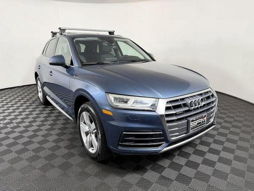 Utopia Blue Metallic 2018 Audi Q5 2.0T Premium Plus