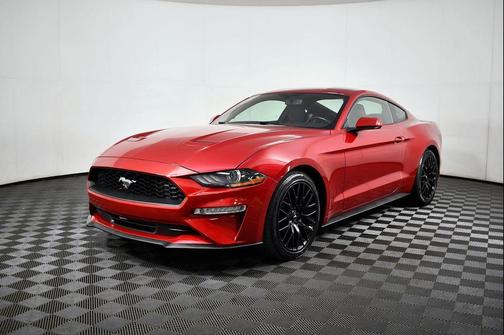2020 Ford Mustang EcoBoost