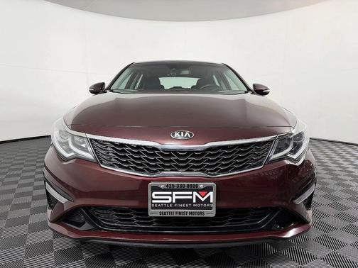 Sangria 2020 Kia Optima LX