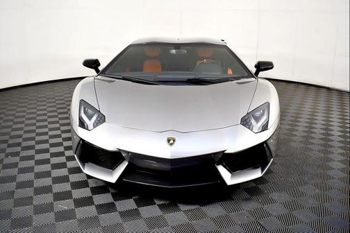 2014 Lamborghini Aventador LP700-4