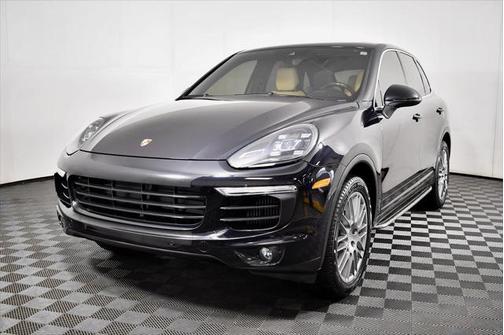 2016 Porsche Cayenne S