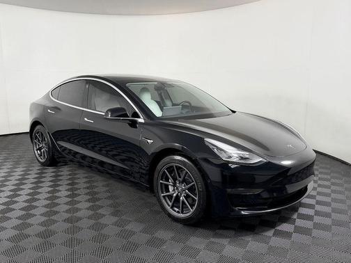 2019 Tesla Model 3 Long Range