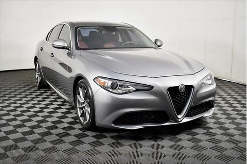 2018 Alfa Romeo Giulia Base