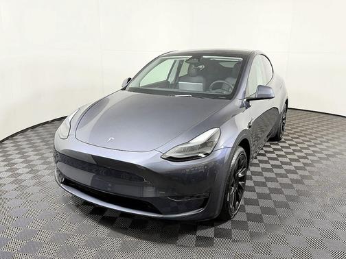 2023 Tesla Model Y RWD