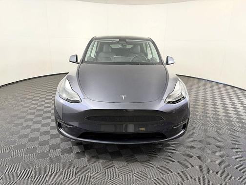 2023 Tesla Model Y RWD