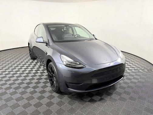 2023 Tesla Model Y RWD