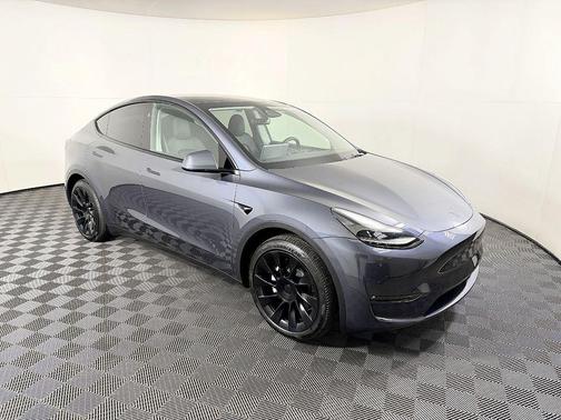 2023 Tesla Model Y RWD