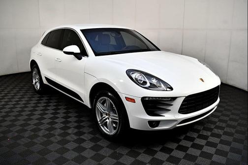 2016 Porsche Macan S