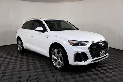 2022 Audi Q5 45 S line Premium Plus