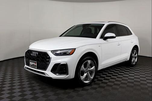 2022 Audi Q5 45 S line Premium Plus