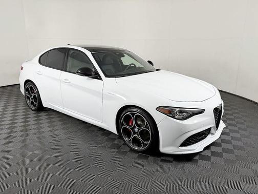 2022 Alfa Romeo Giulia Ti