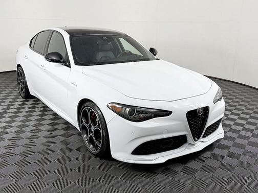 2022 Alfa Romeo Giulia Ti