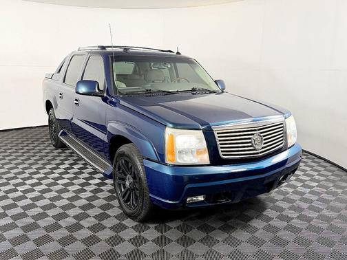 2005 Cadillac Escalade EXT Base