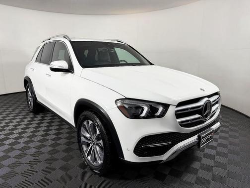 White 2022 Mercedes-Benz GLE 350 4MATIC