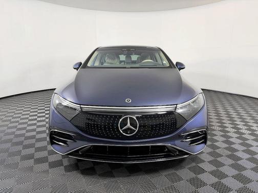 Blue 2022 Mercedes-Benz EQS 580 4MATIC