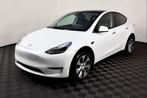 2022 Tesla Model Y Long Range Dual Motor All-Wheel Drive