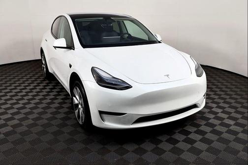 2022 Tesla Model Y Long Range Dual Motor All-Wheel Drive